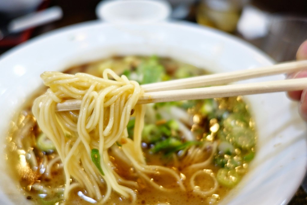 学園都市駅前キャンパススクエアのラーメン屋さん「仁」で食べてきた