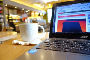 スターバックスコーヒー　神戸垂水桃山台店でコワーキング