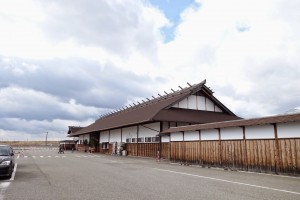 神戸どうぶつ王国は動物とふれあい放題！カピバラもハシビロコウもいるぞ！