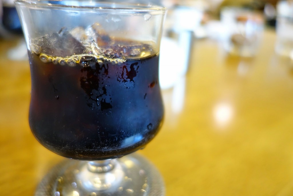 三宮でゆっくりコーヒー飲むなら隠れ家的に使えるカフェPocket(ポケット)へ