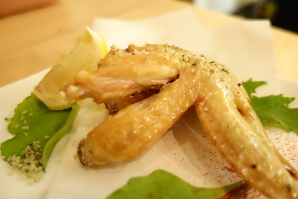 神戸三宮でフラッと軽くワイン飲みたい時にはBinoBino(ビノビノ)がおすすめ