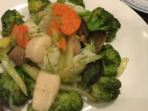 季節野菜と海鮮二種の炒め