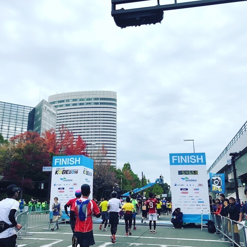 マラソン超初心者が神戸マラソン2016でフルマラソンを走破した結果が痛々しい